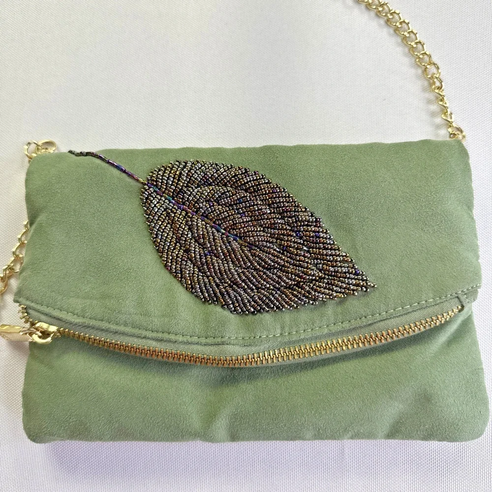CHARMING CHARLIE Green Suede Crossbody Bag w/ Glass Bead Leaf Detail Gold Chain